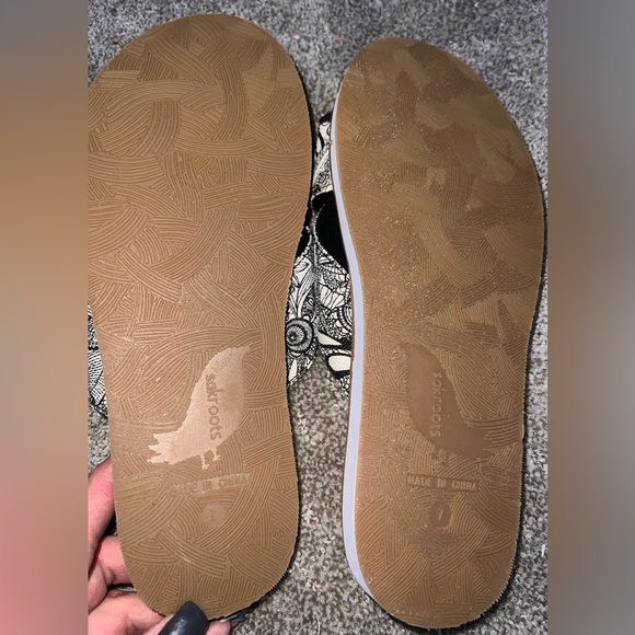 Sakroots Sandals - Picture 4 of 4